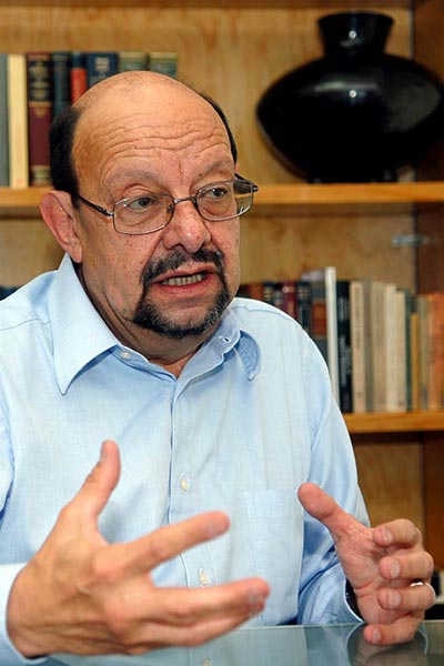 Conferencia magistral, Dr. Jorge Flores Valdés: Como entender un sismo en la Ciudad de México